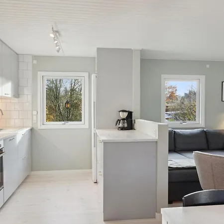 Holiday home Lovely In With Kitchen